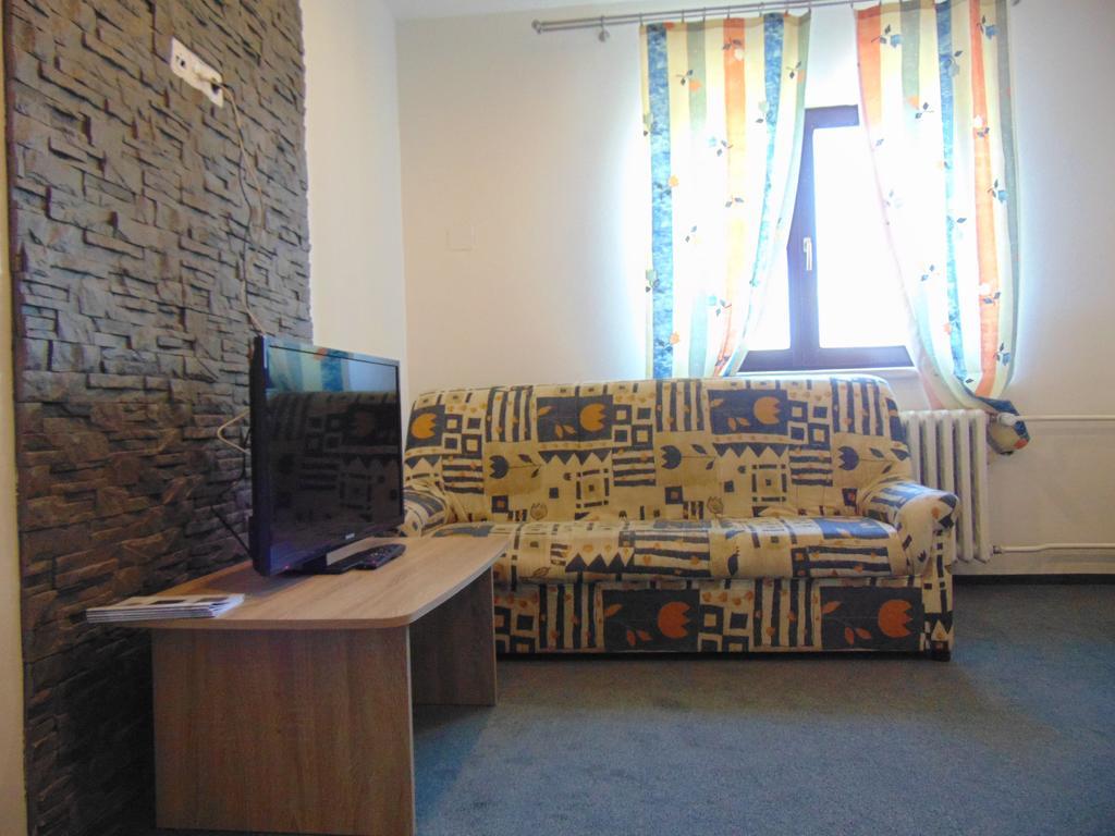 Hotel Isora Острава Экстерьер фото