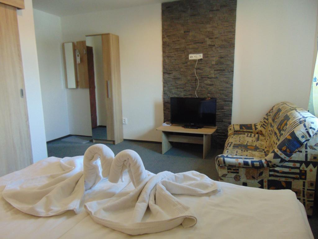 Hotel Isora Острава Экстерьер фото