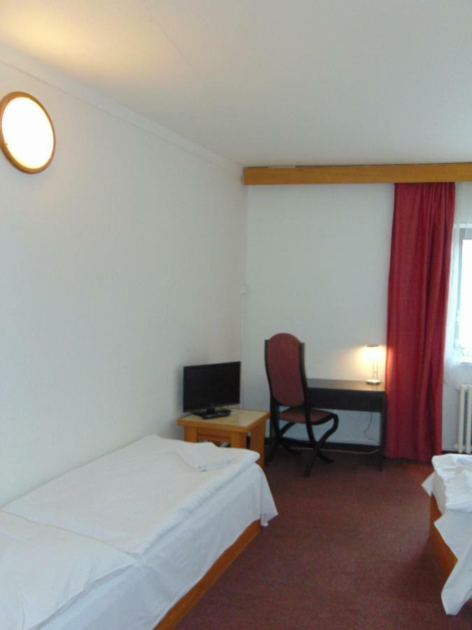 Hotel Isora Острава Экстерьер фото